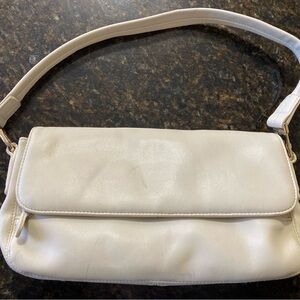 Liz Claiborne Classic Cream Shoulder Bag